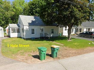 5 Hale St, Rochester, NH 03867