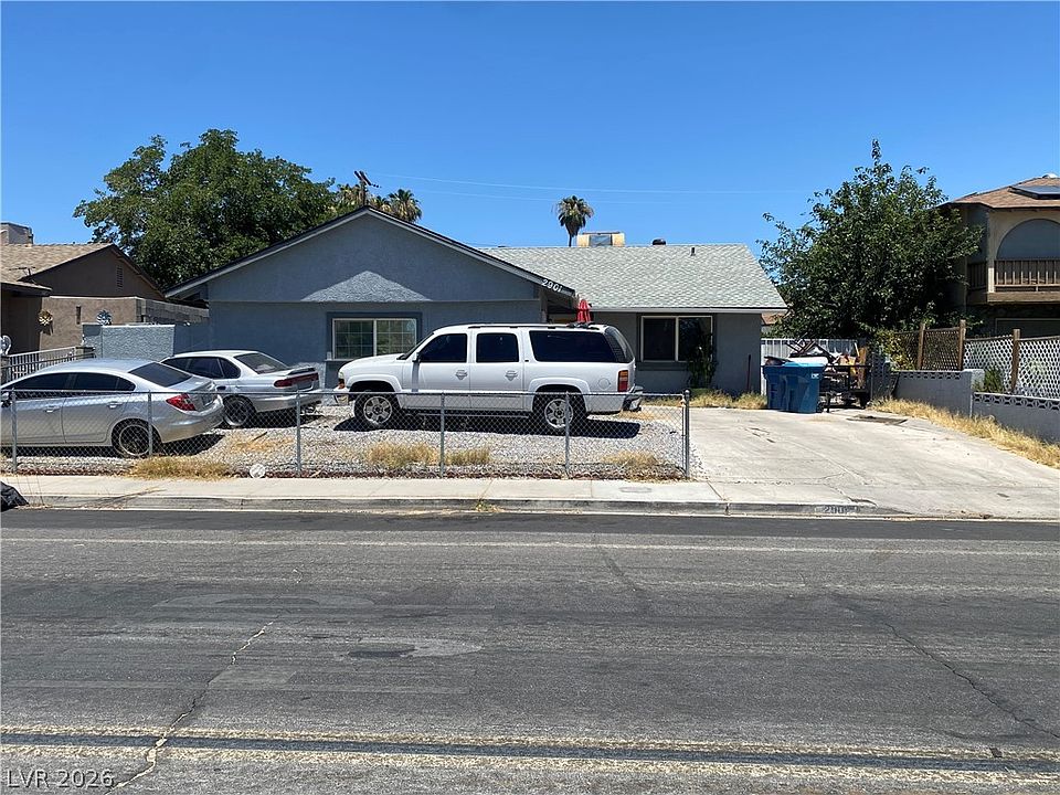 1st image of 2901 Searles Ave