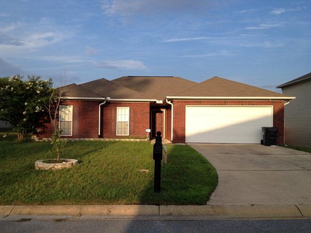 1st image of 2904 Dotti Dr
