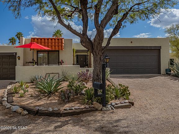 2nd image of 7568 N Palm Cir