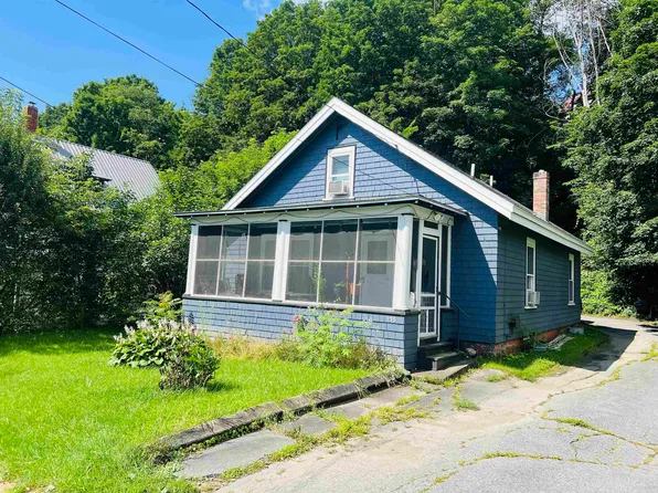 135 North Avenue, St. Johnsbury, VT 05819