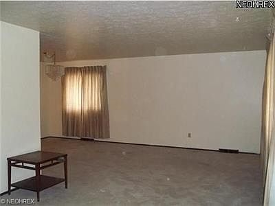 2nd image of 467 E 260th St