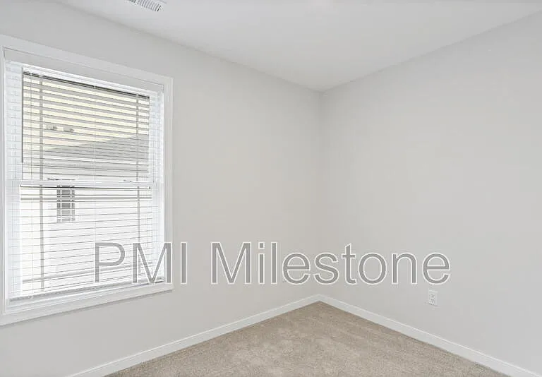 530 N 3rd St #A — Photo 30