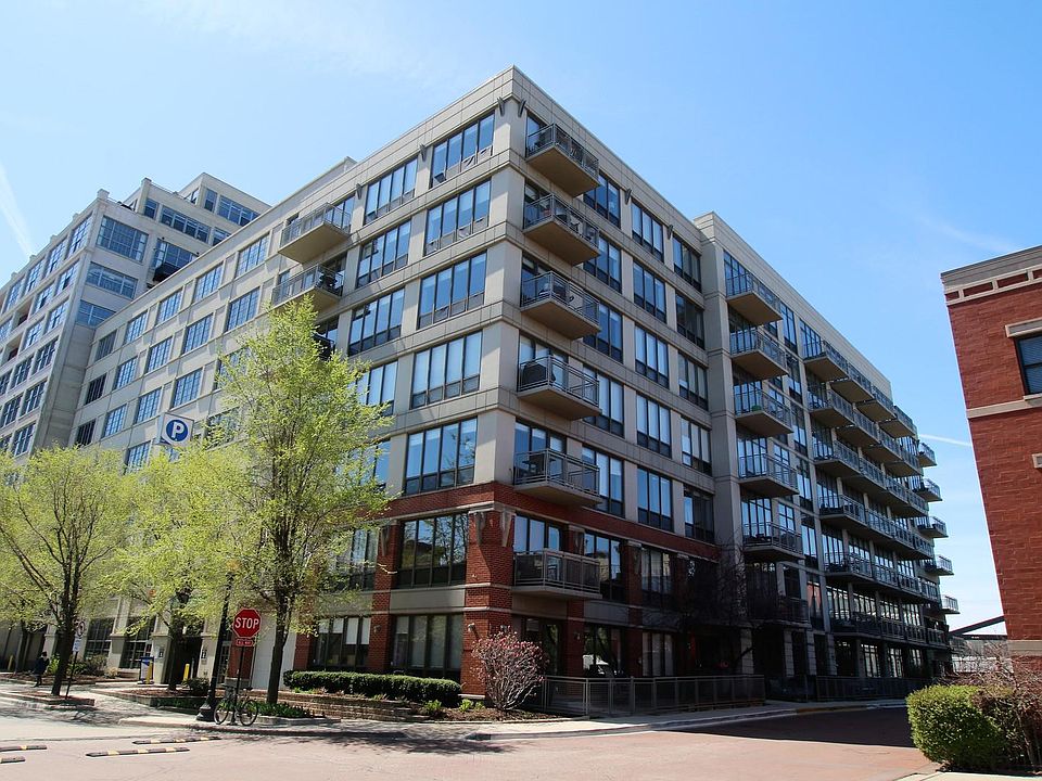 1st image of 1000 N Kingsbury St APT 505