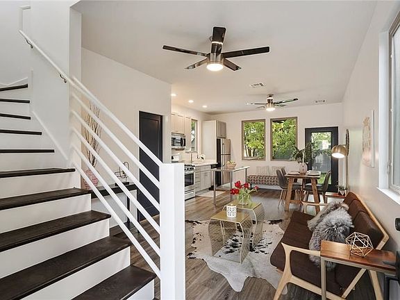 5th image of 4622 Baudin St