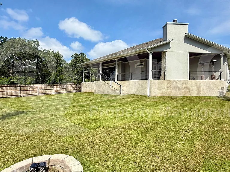 111 Tylee Cir — Photo 33