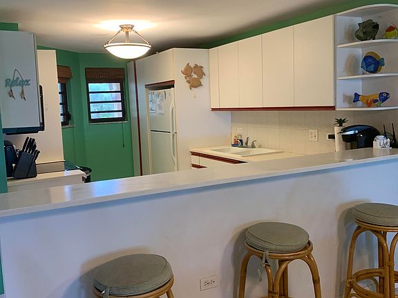3rd image of 103A Pelican Cove
