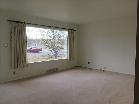 3rd image of 3837 4th Ave N