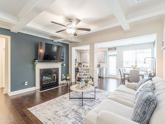 3rd image of 5392 Brooklands Dr
