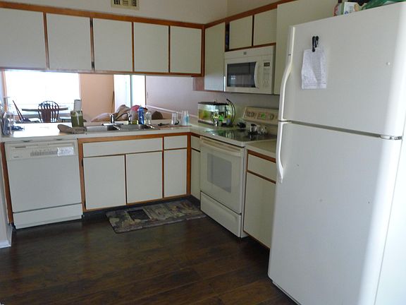 3rd image of 3556 Tremolino Way
