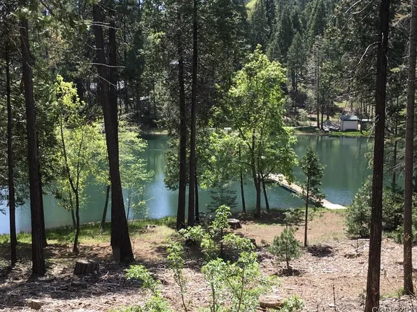 468 Mauna Kea Dr, Arnold, CA 95223
