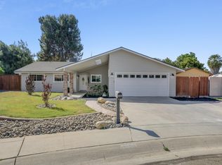 2601 S Fulgham St, Visalia, CA 93277