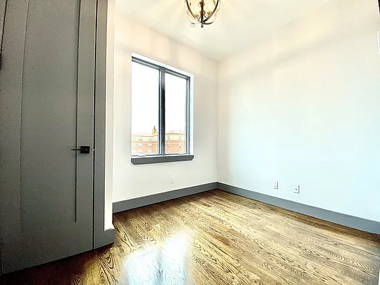 Rented by Lofts and Flats LLC | media 43