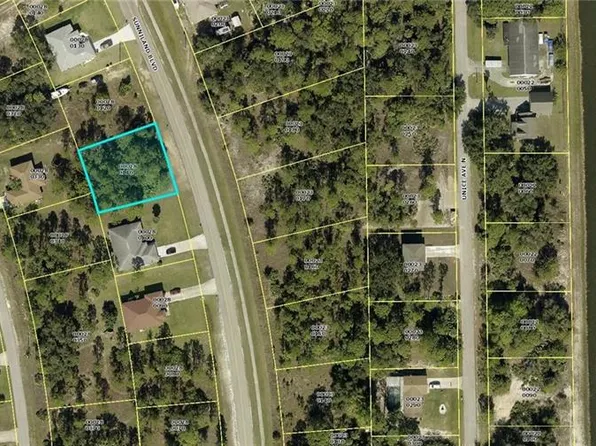1923 Sunniland Blvd, Lehigh Acres, FL 33971