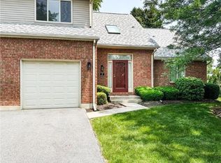 5 Winfield Ct, Easton, PA 18045
