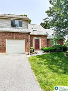 5 Winfield Ct, Easton, PA, 18045