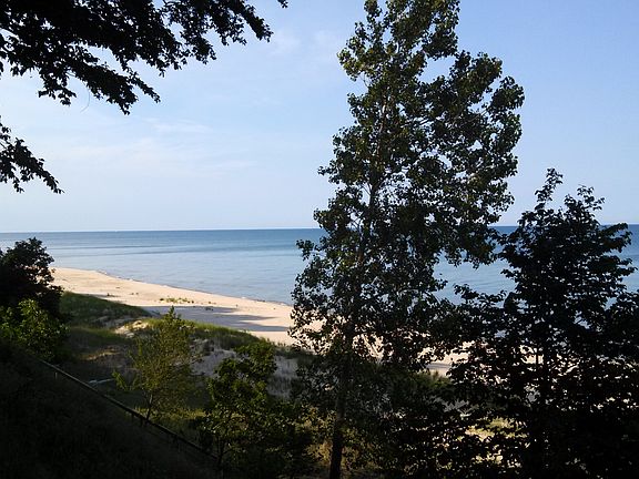 5th image of 3767 Scenic Dr