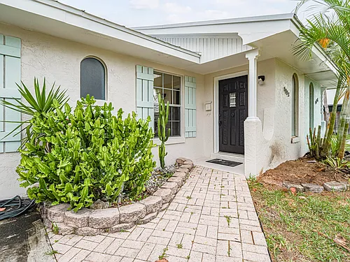 1873 Robalo Dr Photo 1