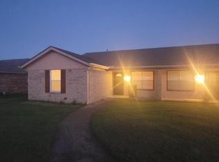 1400 N Nolan River Rd APT A, Cleburne, TX 76033