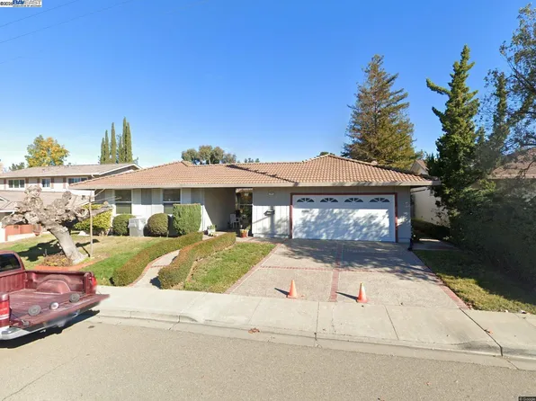 1140 Concord St, Pleasanton, CA 94566