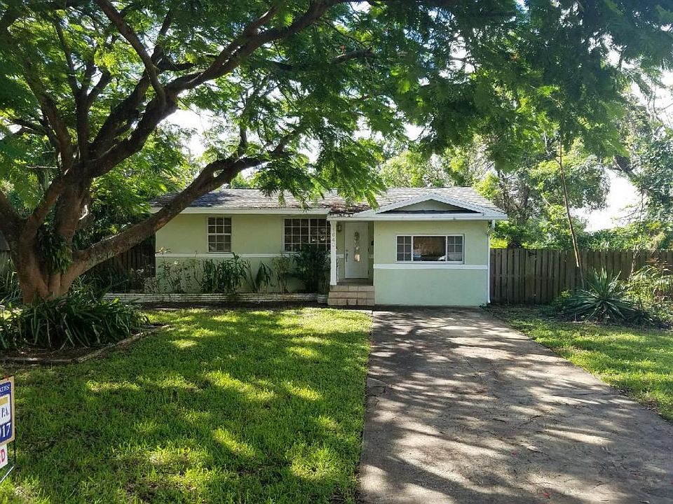 1640 cleveland st 2017 kitchen (best)