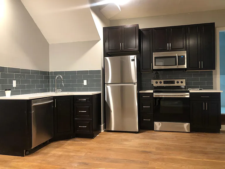 1521-1523 W Girard Ave #B1 — Photo 13
