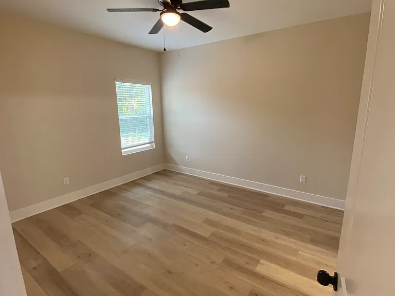 7531 FM 1845 — Photo 10