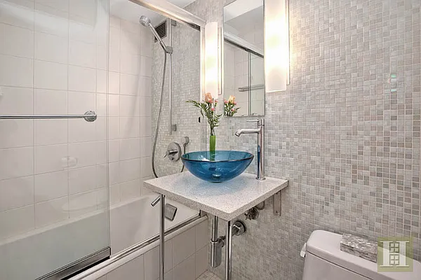 Sold by Halstead Real Estate | media 18