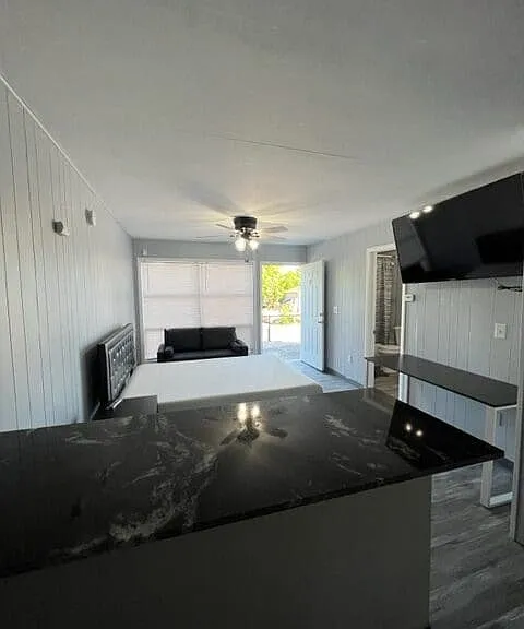 401 Smith St #A3 — Photo 15