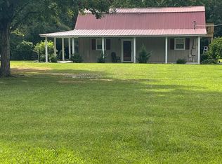 83 Smith Rd, Hokes Bluff, AL 35903