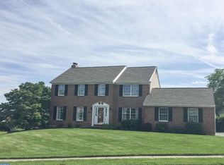 201 Kenneth Ct, Newark, DE 19711