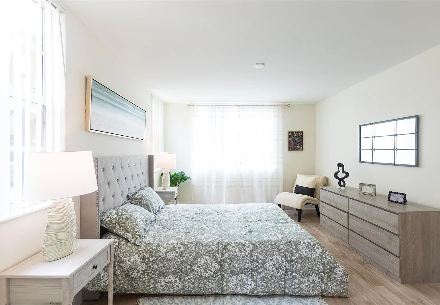2 bed, 1021 sqft, $2,285 — Photo 4
