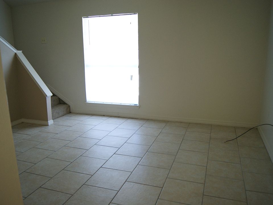 2nd image of 1416 Lake Calais Ct APT A