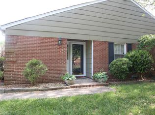 217 N Rotary Dr, High Pt, NC 27262