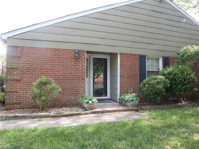 217 N Rotary Dr, High Pt, NC, 27262