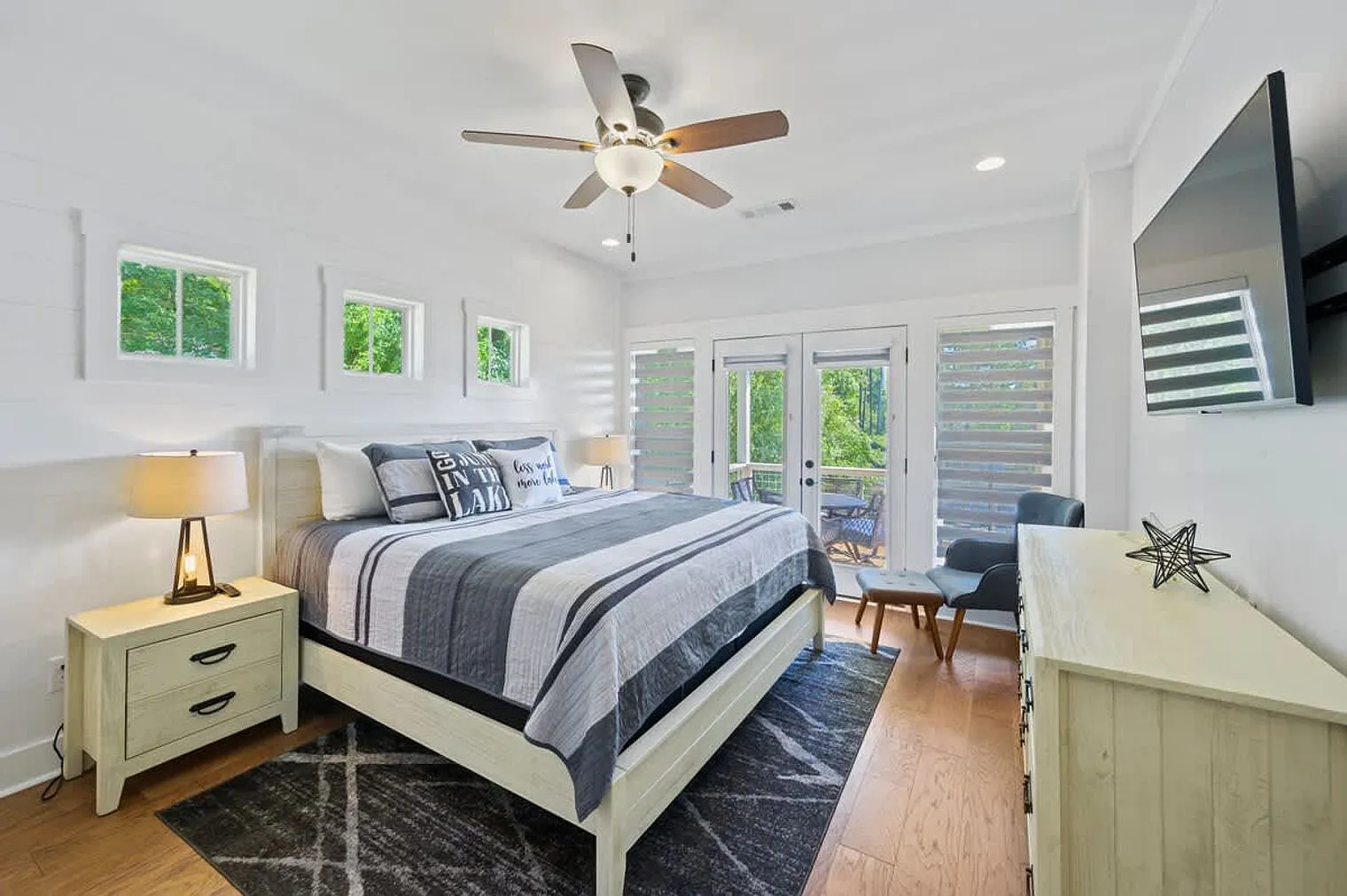 3 bed, 2.0 bath, $3,791 — Photo 4