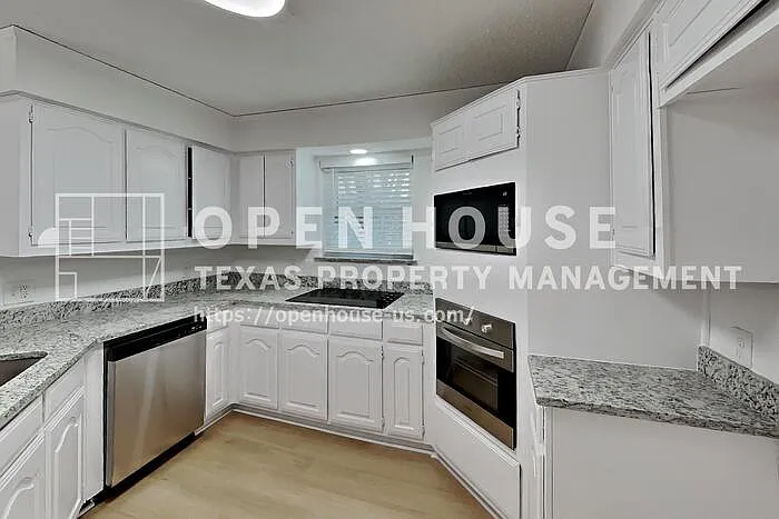 3213 Sugarbush Dr — Photo 6