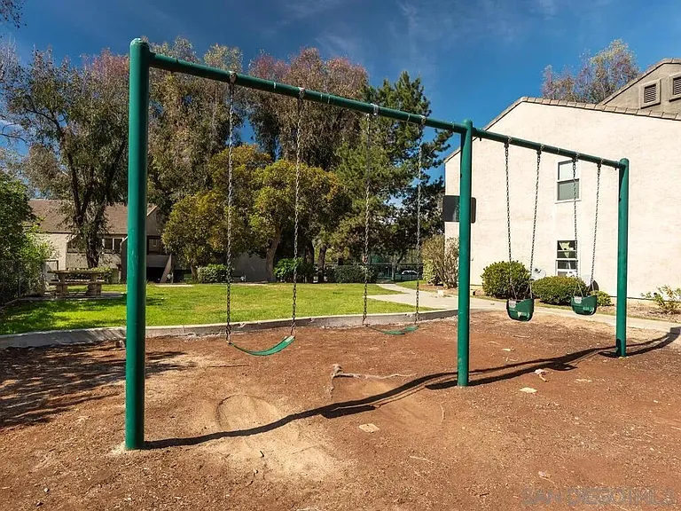 1350 N Escondido Blvd N #7 — Photo 16