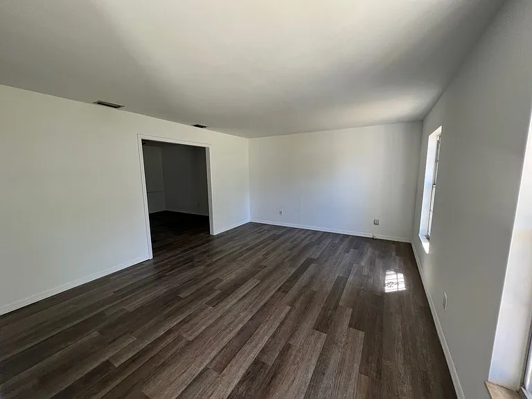 3401 W Heiter St — Photo 7