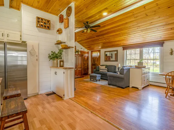 128 Shepard Road, Belfast, ME 04915