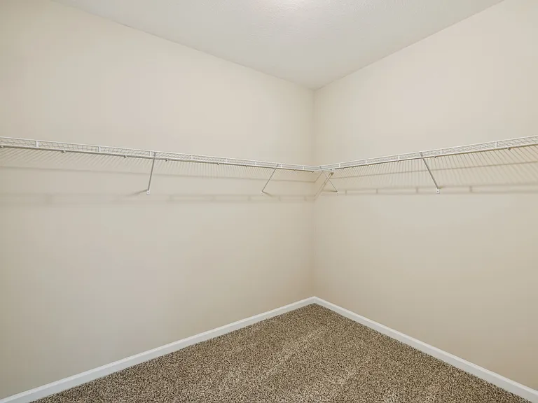 The Evergreen - 2 Bed / 1 Bath - 1,089-1,105 Sq.Ft.