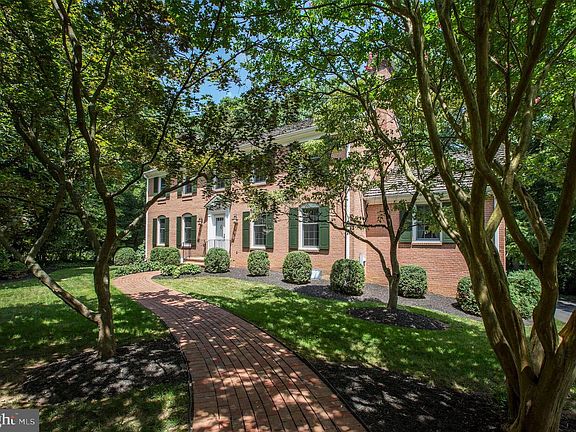 2nd image of 13025 Birdale Ln