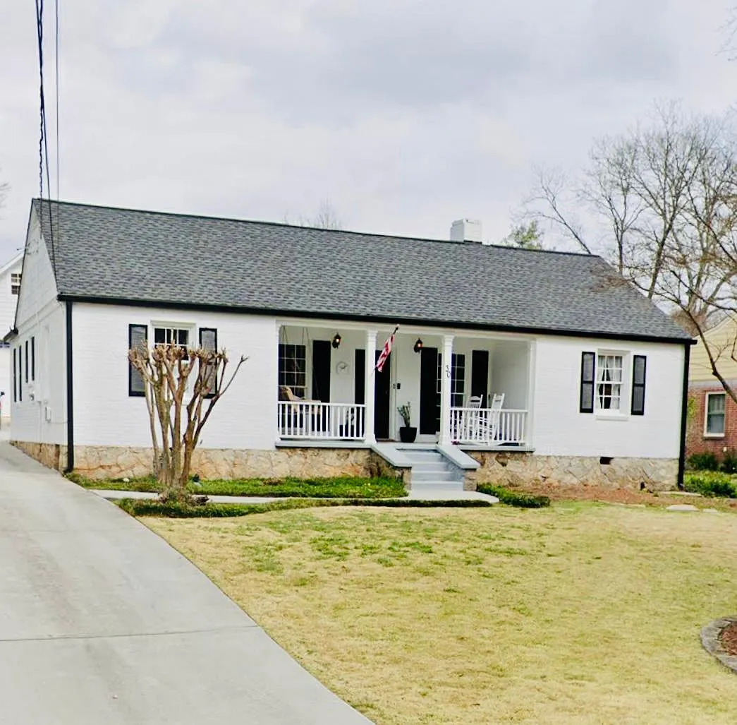 3 bed, 1720 sqft, $3,650 — Photo 1
