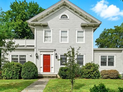 124 Riverside Avenue Apt 2, Westport, CT, 06880