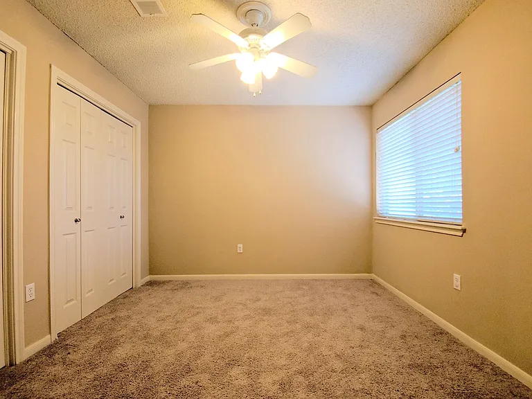 19222 Hikers Trail Dr — Photo 20