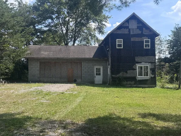 821 Breckenridge Dr, Crossville, TN 38572