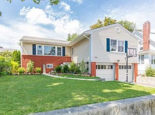 134 Wagner Ave, Mamaroneck, NY 10543