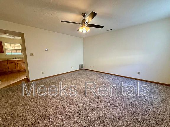 5th image of 101 Boncarbo Ln Unit 101