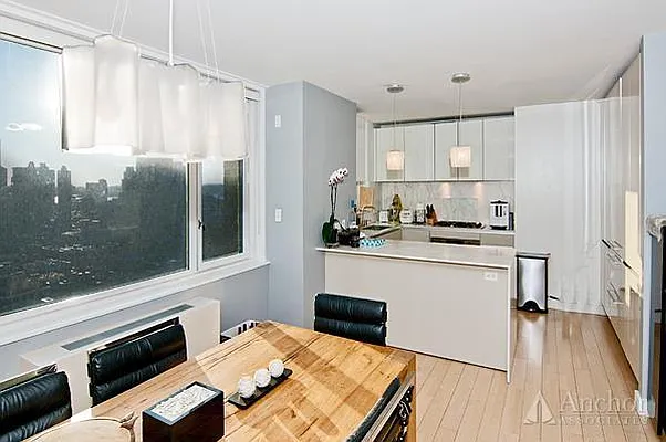 Rented by Anchor Associates | media 3