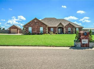 1607 Saddlecloth Trl, Guthrie, OK 73044